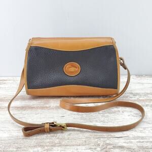 Dooney & Bourke R19 AWL Classic Zip Top Vintage Crossbody